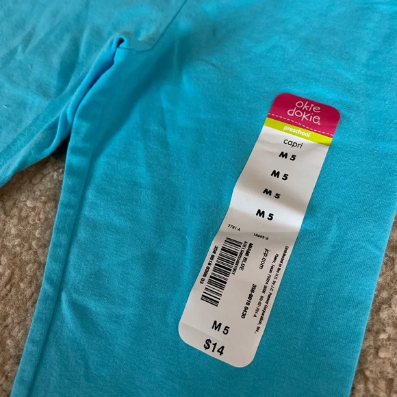 New with tags girls Capri pants - Picture 2 of 2